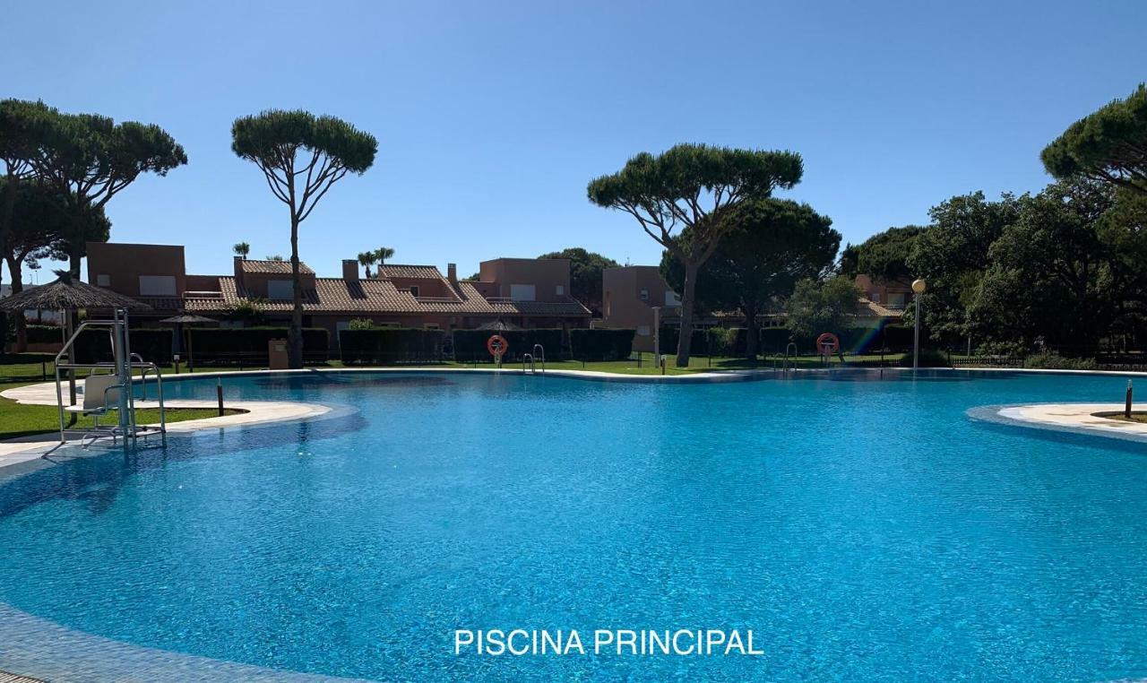 הוילה צ'יקלנה דה לה פרונטרה Novo Sancti Petri - Adosado Residencial El Trebol - Chiclana מראה חיצוני תמונה